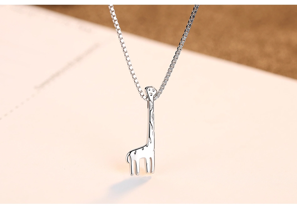 Funny Face Giraffe Necklace Inlaid Zircon with Extra Strong Light