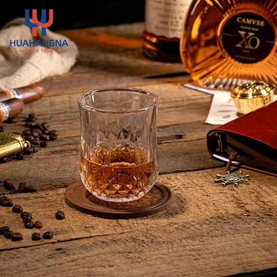 Amazon Hot Sale Whiskey Ice Cube Gift Set Popular Bourbon Chilling Rocks with 2 Crystal Whisky Shot Glasses in Old Fashion Wooden Box